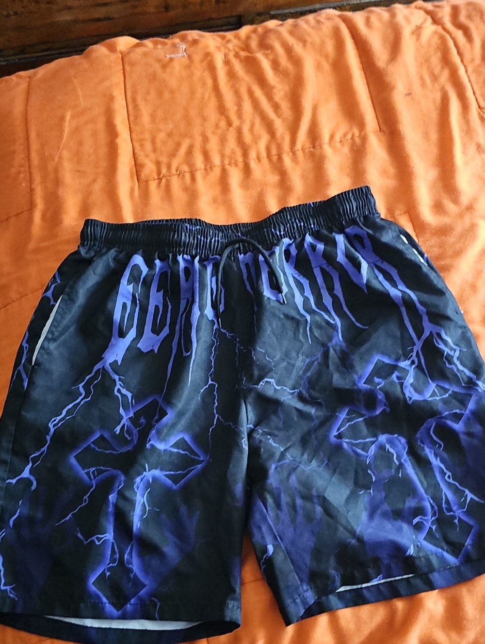 Mens Medium Shorts. Black And Purple